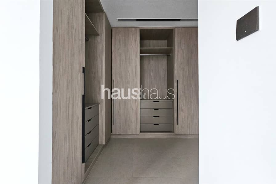 Upgraded Unit | Park & Pool Close | Smart Home - Image 10