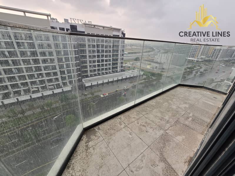 BOULEVARD VIEW - SPACIOUS 3BHK - READY TO MOVE - Image 14