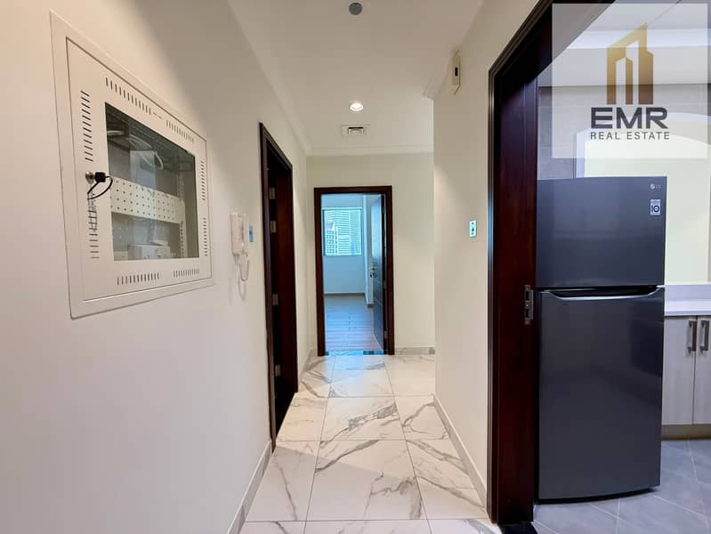 Kitchen appliances-vacant-burj and canal view-well maintained