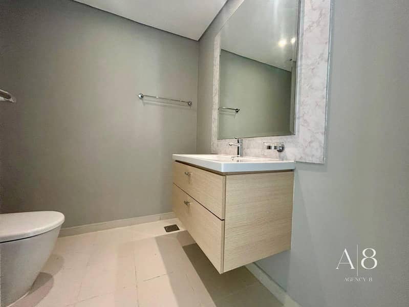 Family Villa | Spacious | Premium Location - Image 15