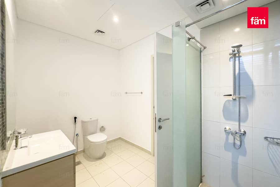 Luxury Modern Finishes | Great Investment - Image 22