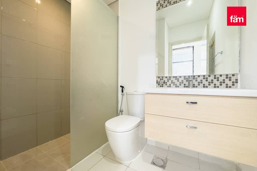 Luxury Modern Finishes | Great Investment - Image 26