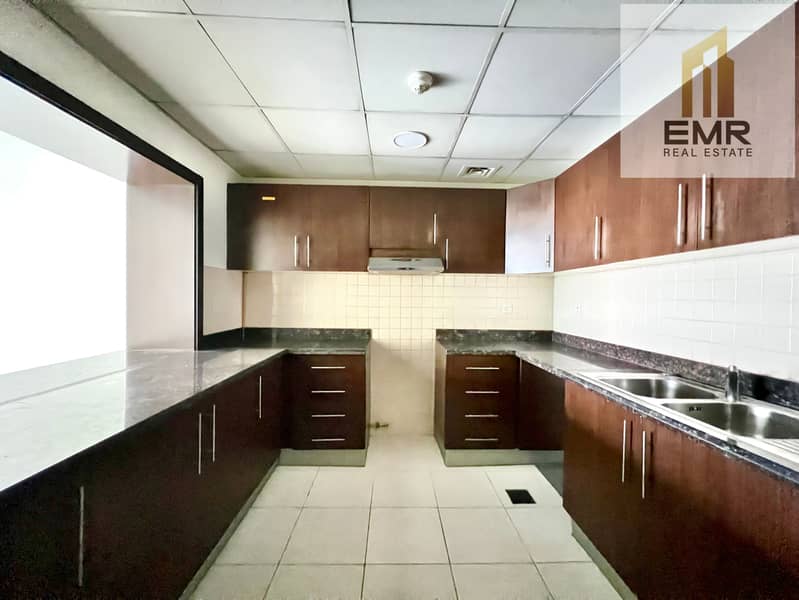 Huge size-well planned layout-good view-peime location - Image 18