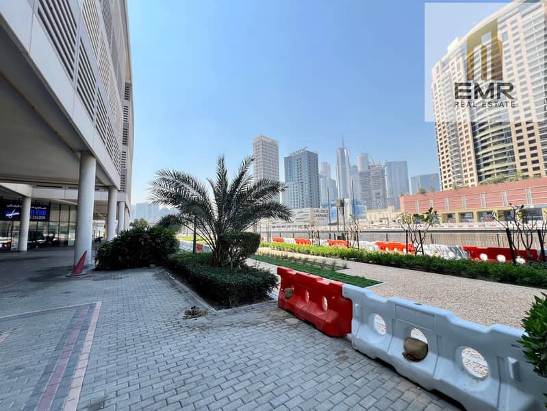 Huge size-well planned layout-good view-peime location - Image 23