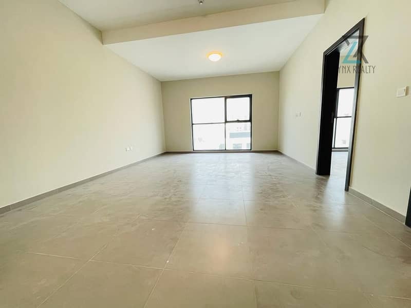 Bright 1-Bedroom Apartment with all Amenities in Nad Al Hamar - Image 8