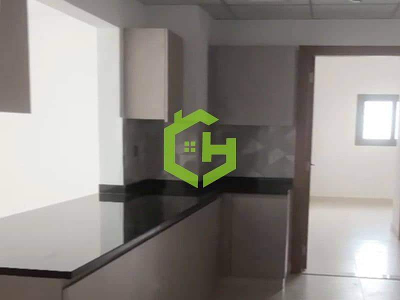 3 Bedroom | Maid Room | Easy Connectivity - Image 7