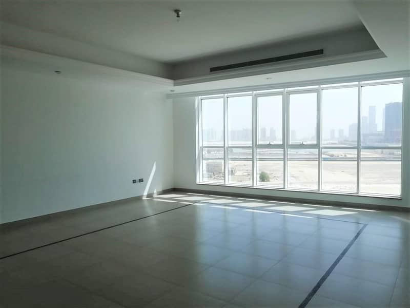 Amazing Location - Spacious 3 BR Apartment Amazing Location - Spacious 3 BR Apartment