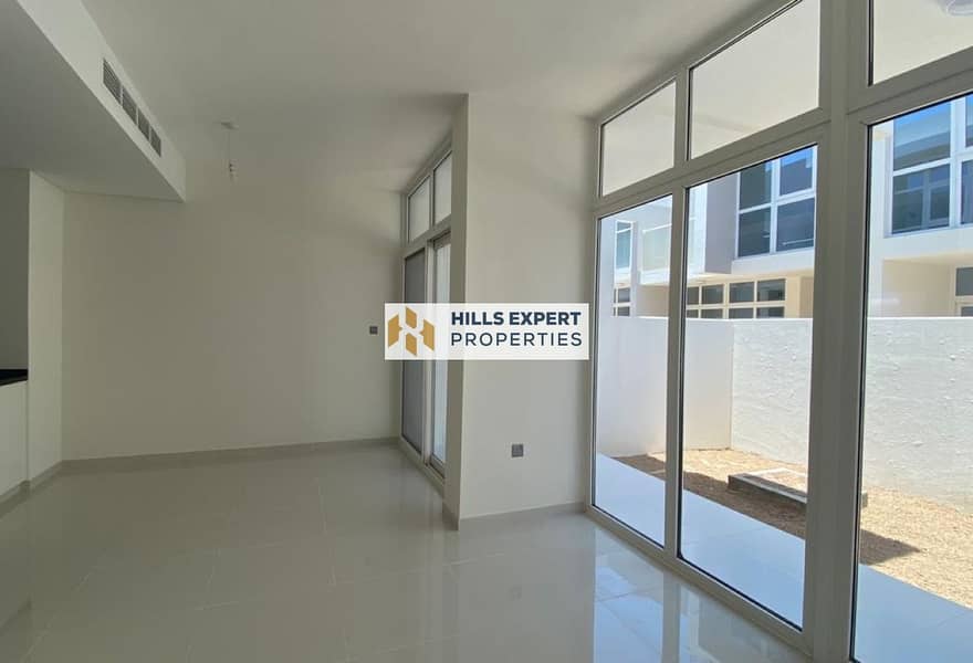 UNFURNISHED 3 BEDROOM TOWNHOUSE FOR RENT