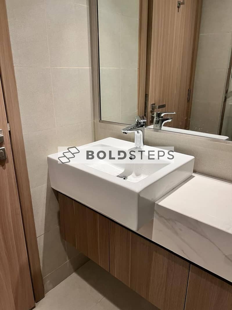 PARTIAL LAGOON VIEW | HUGE LAYOUT | HIGH - ROI - Image 6