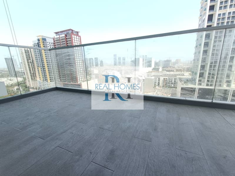 Spacious Layout | High Floor Community View Vacant - Image 9