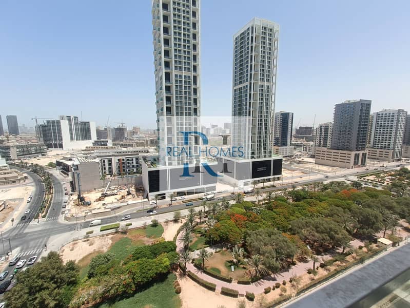 Spacious Layout | High Floor Community View Vacant - Image 10