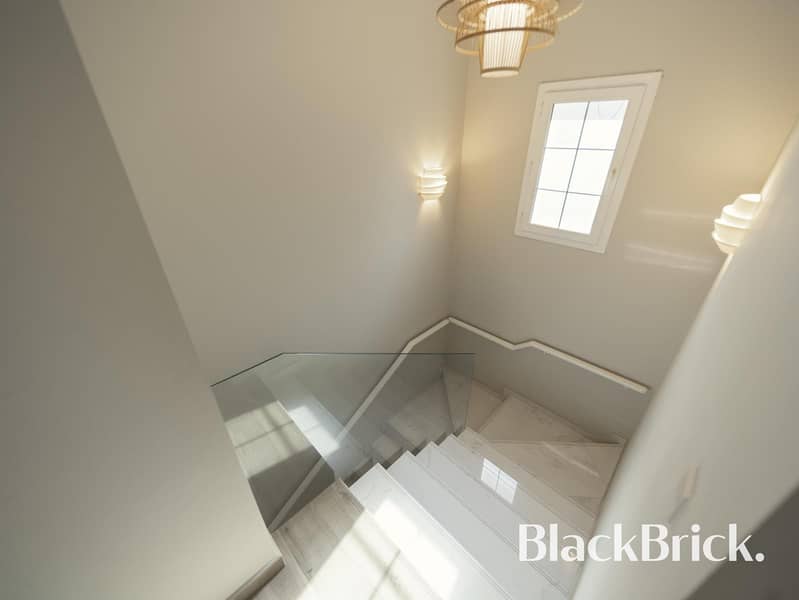 REFURBISHED | MODERN | HEART OF THE LAKES - Image 28