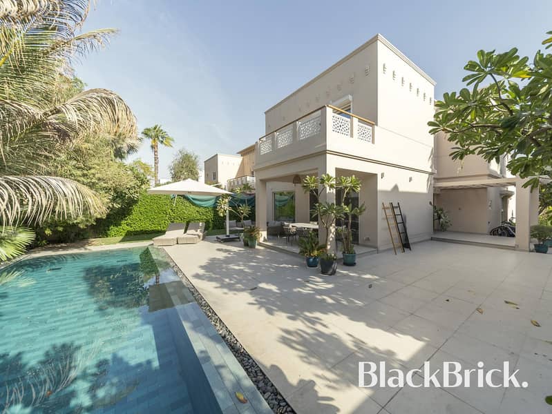 REFURBISHED | MODERN | HEART OF THE LAKES - Image 30