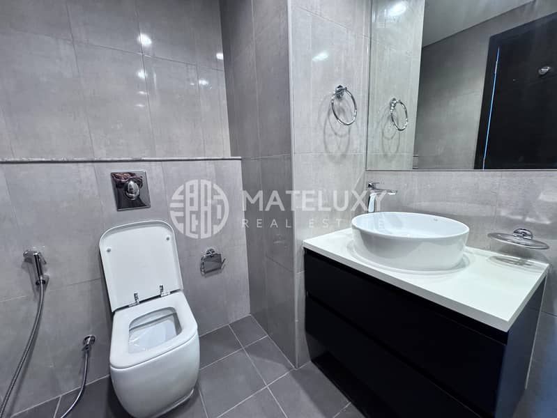 High Floor | Unfurnished | Ready To Move In - Image 9