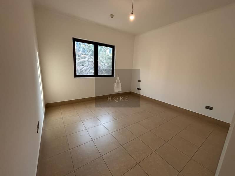 2BHK | UNFURNISHED | COMMUNITY VIEW | VACANT