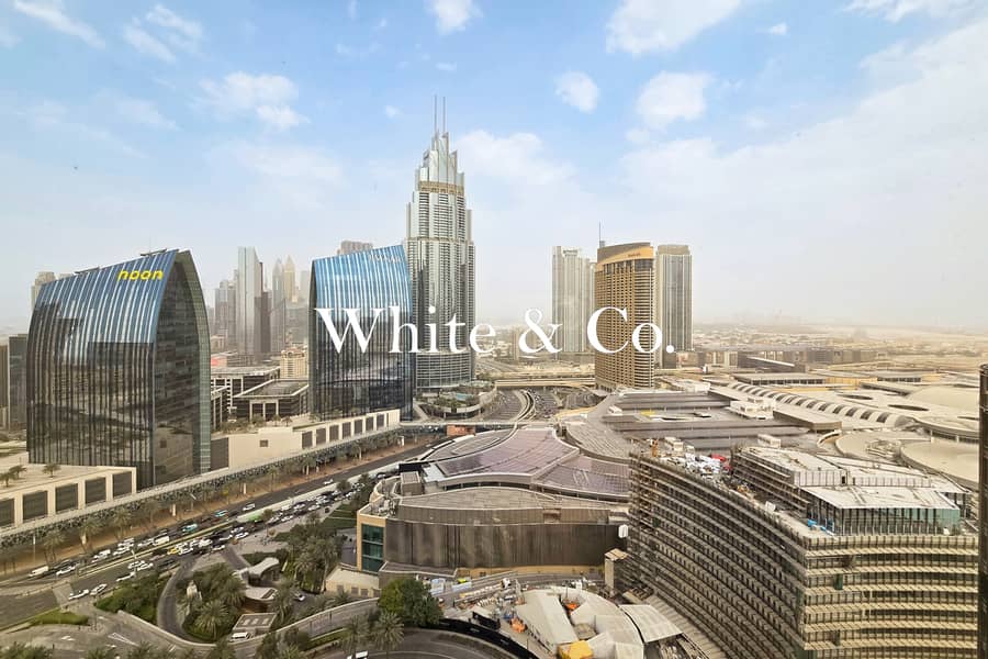 PANORAMIC LIVING ROOM |NO PILLARS |VACANT - Image 13