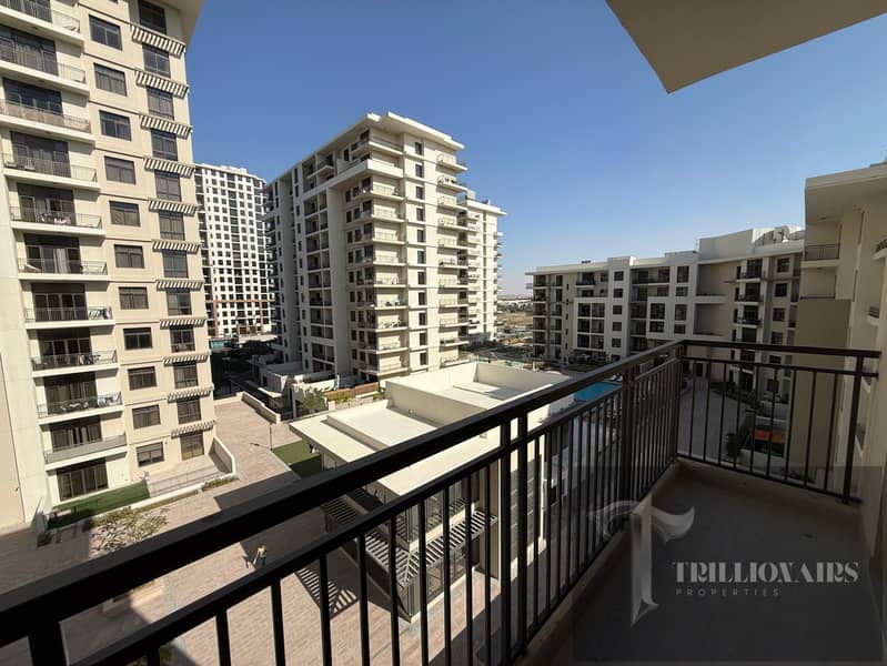 EXCLUSIVE | POOL VIEW | VACANT | FLEXIBLE CHEQUES