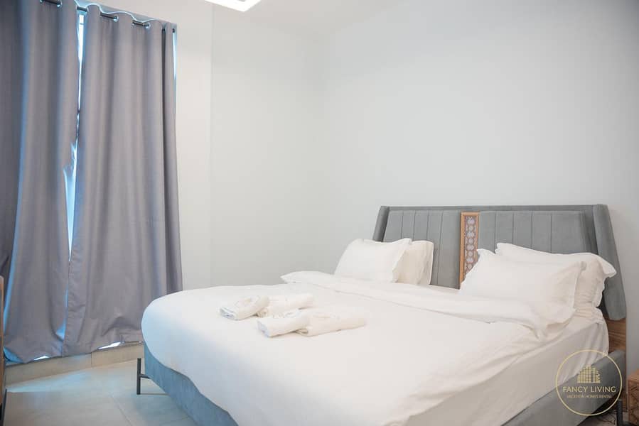 - Modern 1BR Retreat Paradise View 1 Pool & Gym Access - Image 25