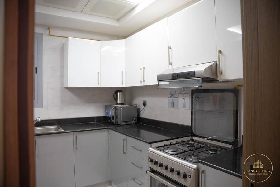 - Modern 1BR Retreat Paradise View 1 Pool & Gym Access - Image 28