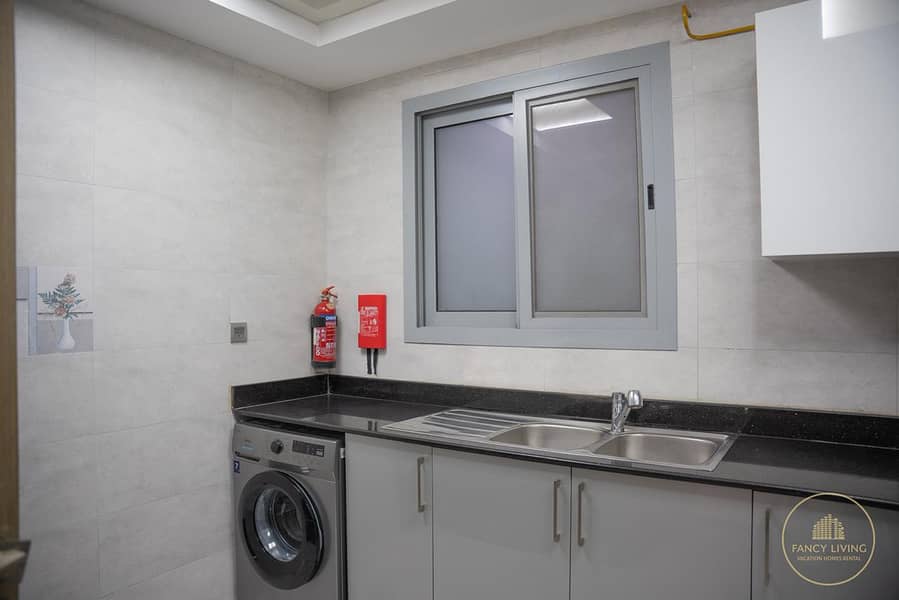 - Modern 1BR Retreat Paradise View 1 Pool & Gym Access - Image 29