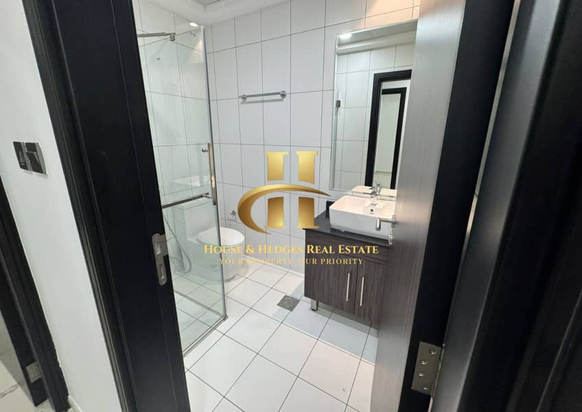 Modern Living | Elegant Location | Huge Layout - Image 18