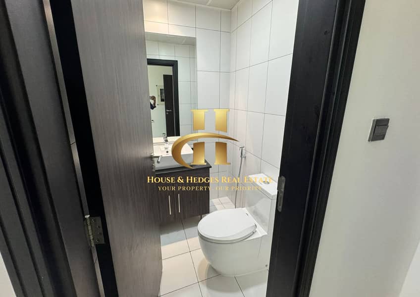 Modern Living | Elegant Location | Huge Layout - Image 20