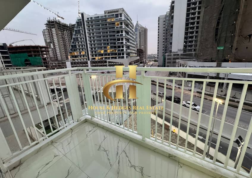 Modern Living | Elegant Location | Huge Layout - Image 24