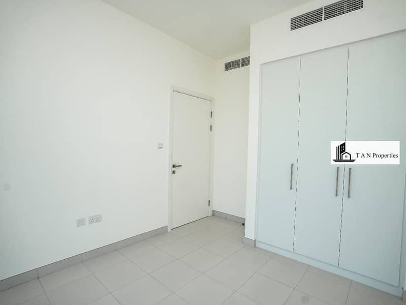 BRAND NEW VILLA | UNFURNISHED | CLOSE TO POOL |READY TO MOVE - Image 12