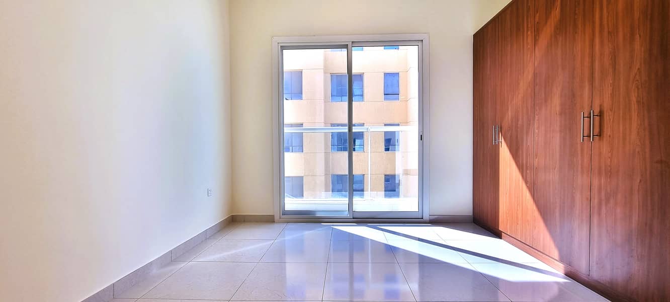Stunning | 1 Br | Ready for Occupancy | Nad al hamar - Image 7