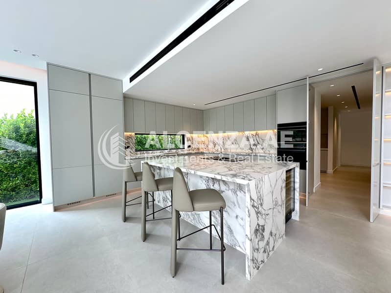 Huge Layout |Fully Renovated | Exclusive Design