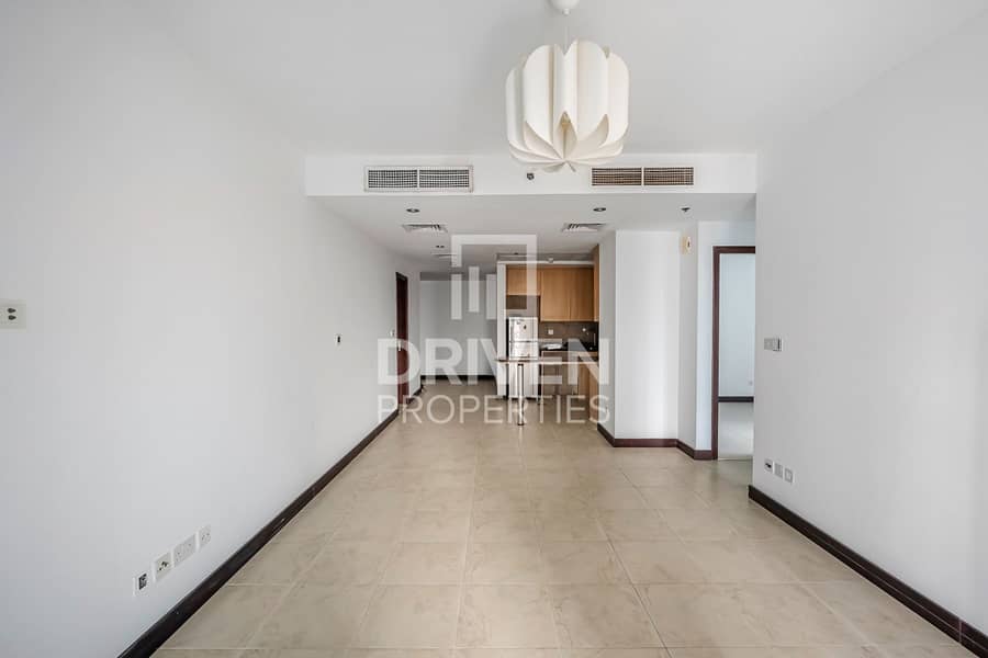 High Floor and Furnished Apt | Ready to move in
