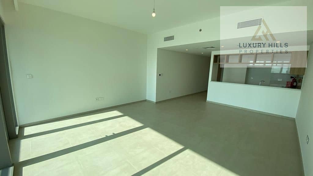 Spacious 3 BHK + Maid | Burj Khalifa View | Vacant
