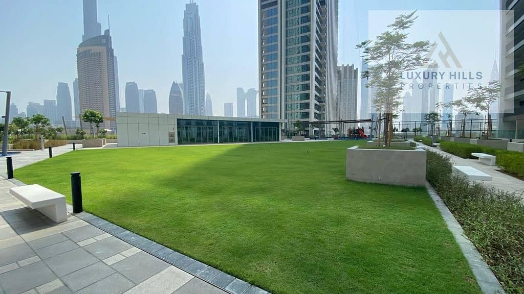 Spacious 3 BHK + Maid | Burj Khalifa View | Vacant - Image 32