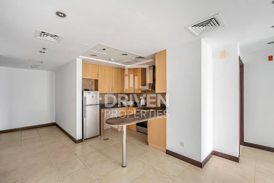 High Floor and Furnished Apt | Ready to move in - Image 10