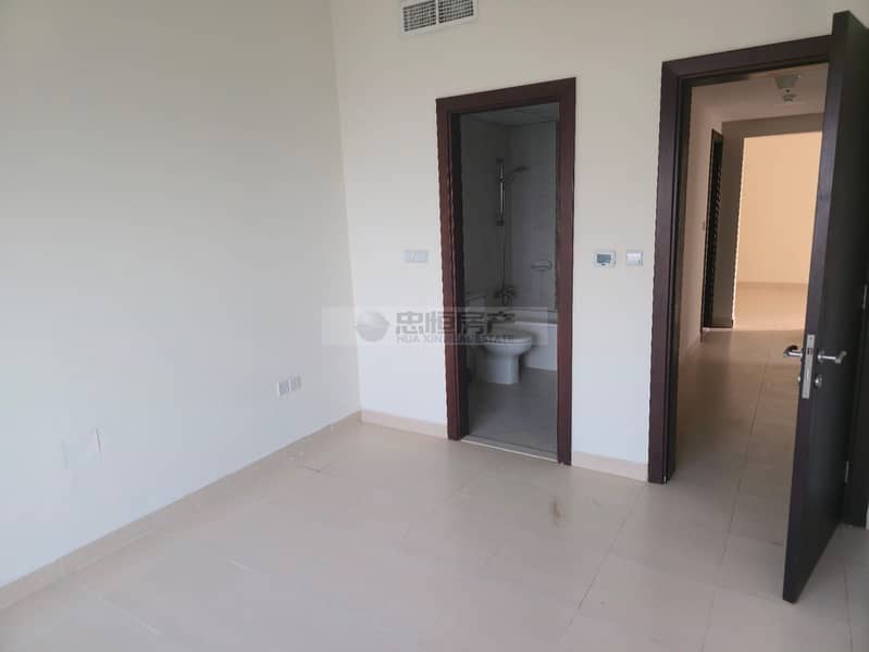 Vacant | High Floor | Ready to Move - Image 8