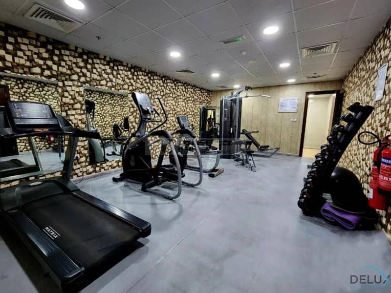 Vacant | High Floor | Ready to Move - Image 10