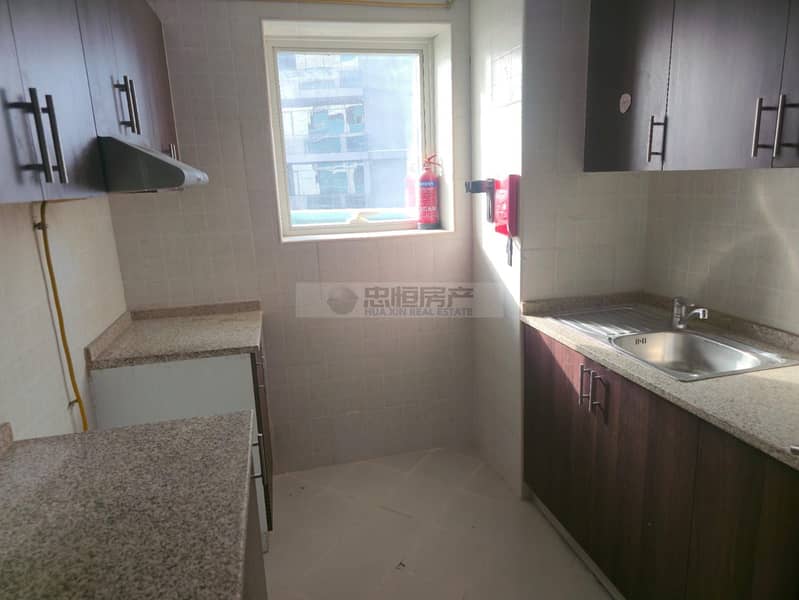 Vacant | High Floor | Ready to Move - Image 11