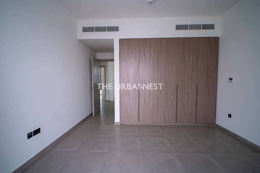 Single Row | Near Entrance Gate | Middle Unit | Resale - Image 16