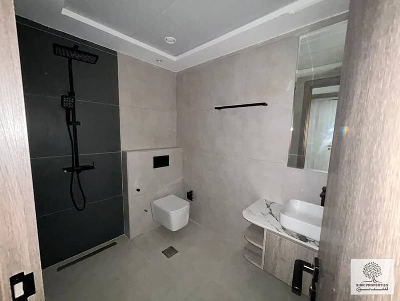 Spacious 2 BHK Apartment | Modern Living | high floor | Canal View - Image 6