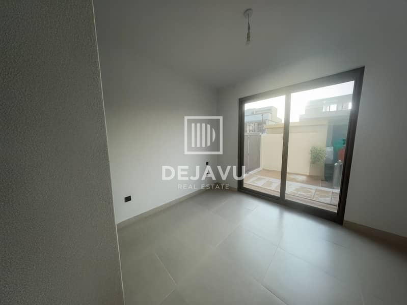 4BR Townhouse | Gated Community | Ready to Move