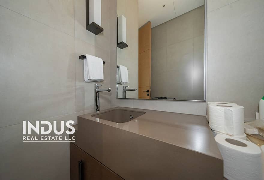 Vacant On Transfer | High Floor | Sea View - Image 21