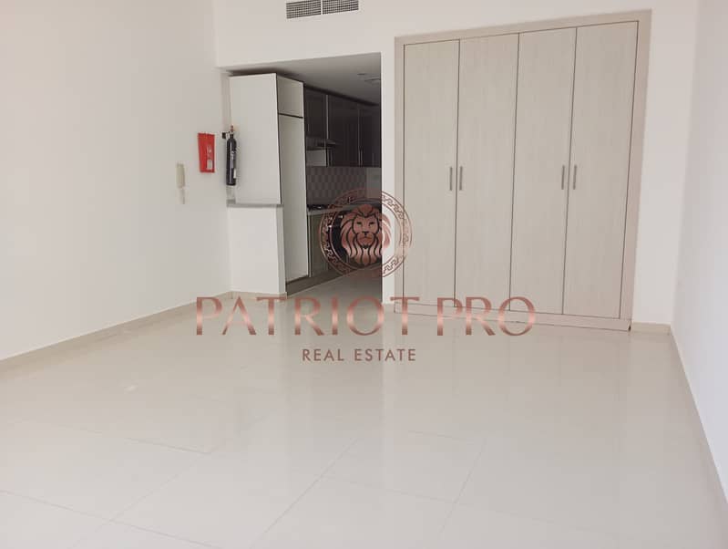 Chiller Free II Near to Metro II Ready to move - Image 11