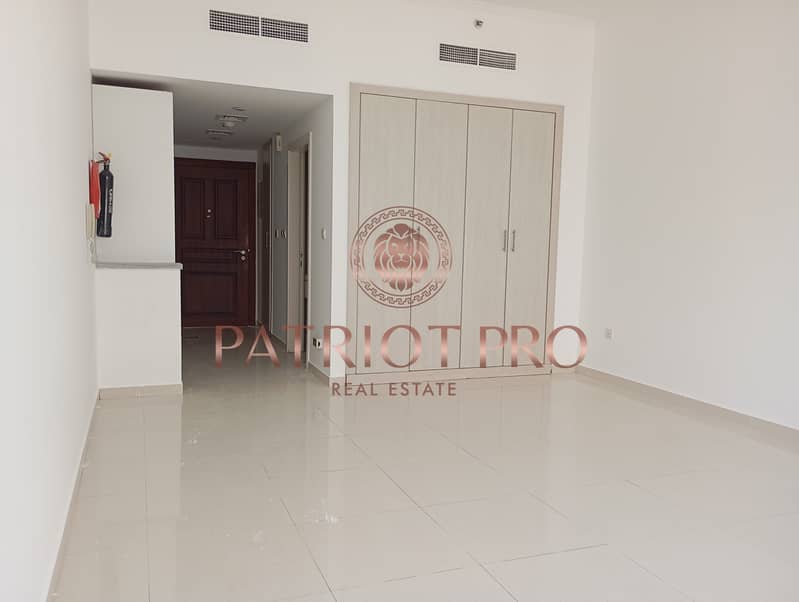 Chiller Free II Near to Metro II Ready to move - Image 12