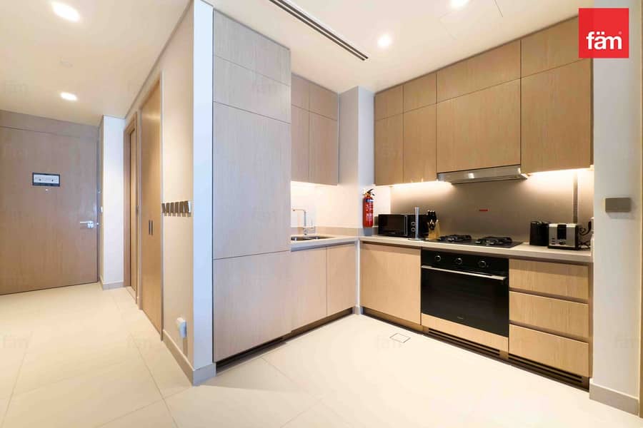 Fully furnished. Luxury and Convenient and Living - Image 10