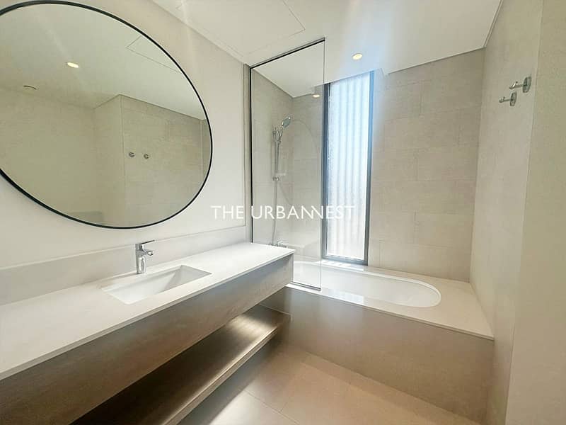 Single Row | Near Park | Middle Unit | Resale - Image 7