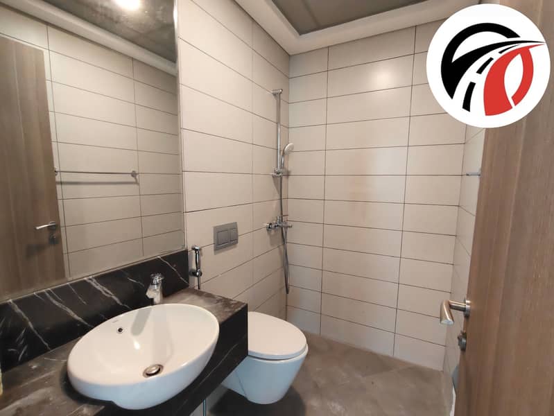 Chillar free Spacious 2bhk+ maidroom/ luxury amenities/ center of arjan - Image 6