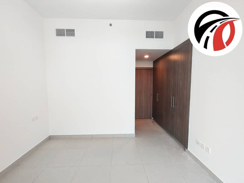 Chillar free Spacious 2bhk+ maidroom/ luxury amenities/ center of arjan - Image 12