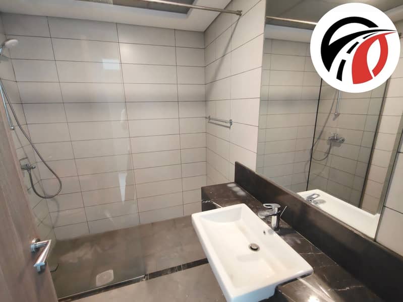 Chillar free Spacious 2bhk+ maidroom/ luxury amenities/ center of arjan - Image 15