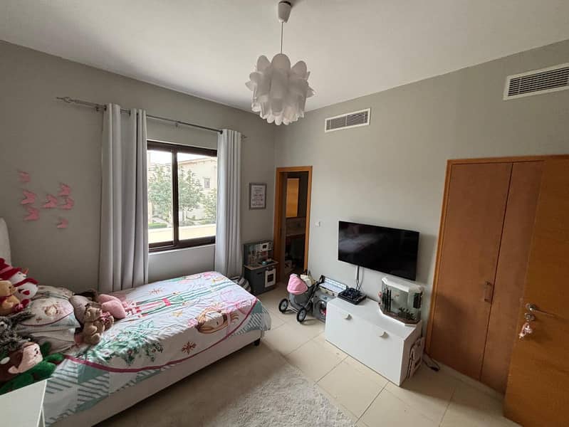 Own townhouse 4br in Mira 4 type 2E back to back ,end unit rented with notice asking price 4.1m with negotiation - Image 6