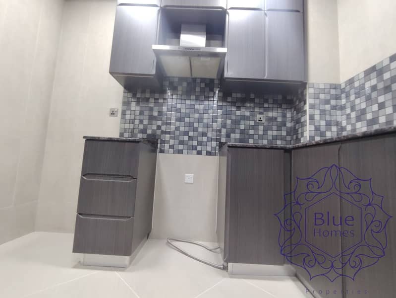 SPECIOUS HUG SIZE 1BHK CLOSED KITCHEN AVAILABLE ON INSURANCE METRO - Image 8